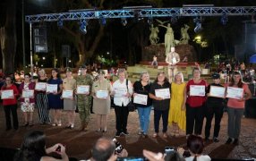 Misiones: La ciudad de Apóstoles celebró a las mujeres con una gran noche en la Expo Mujer