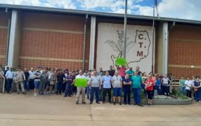Empleados de la CTM se manifestaron en contra del piquete: Solo quieren trabajar y que el bloqueo les provoca un enorme perjuicio a sus familias