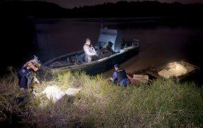 Misiones: Prefectura Naval Argentina decomisó un cargamento multimillonario de estupefacientes, el aforo de lo secuestrado supera los mil millones de pesos