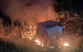 Misiones: Un conductor murió atrapado tras despistar e incendiarse su vehículo