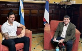 Agenda de temas: El Ministro Adolfo Safrán,  mantuvo un encuentro con Walter Feldman Presidente de la Cámara de Comercio de la localidad de Bernardo de Irigoyen