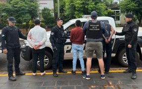 Apóstoles: Tres detenidos por golpear y lesionar a un hombre de 44 años en un local nocturno, los implicados presentaban altos niveles de intoxicación alcohólica al momento del arresto