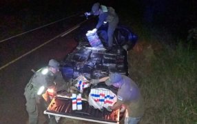 Transportaban más de 900 kilos de estupefacientes: Dos individuos resultaron detenidos por Gendarmería Nacional
