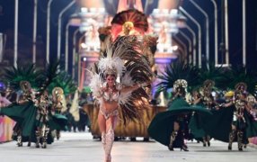 Feriado de Carnaval récord: Viajaron tres millones de turistas y gastaron más de un billón de pesos, creció 7,2% frente al mismo fin de semana de 2025