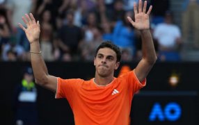 Tenis: Francisco Cerúndolo no pudo con Alexander Zverev y quedó eliminado en octavos de final del Australian Open