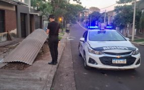 Posadas: Robaban chapas de zinc de una vivienda en refacción y fueron demorados