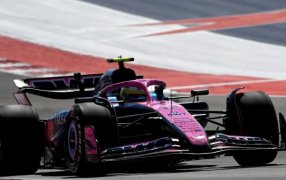 Franco Colapinto aventajó a Paul Aron y quedó noveno en la Primera Práctica Libre del Gran Premio de México de Fórmula 1 y el más veloz fue Charles Leclerc