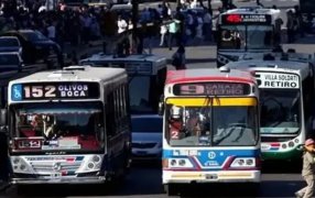 Víspera del feriado: Colectivos del AMBA declararon la emergencia por el aumento del gasoil, podrían bajar la frecuencia
