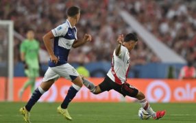 Con un doblete de Juanfer Quintero, River Plate venció a Gimnasia y Esgrima La Plata por el Torneo Apertura 2026