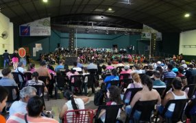 Se realizó la séptima edición de “Apóstoles en Concierto”, un espectáculo que volvió a superar expectativas y reunió a cientos de familias