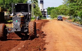 Apóstoles: Comenzaron los trabajos de construcción de Cordón Cuneta en calle Nicolas Nahirñak del Barrio Chacra 66