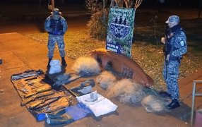 Misiones: Detectaron un presunto campamento de caza furtiva, secuestraron armas y restos de fauna protegida en el Municipio de Puerto Piray