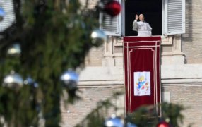 El Papa León XIV pide proteger la "llama del amor" en las familias frente al bienestar "vacío y superficial"