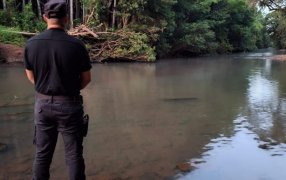 Investigan la muerte de un adolescente de 16 años en el Arroyo Yabebirí de la zona rural en la localidad de Mártires