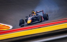 En Spa – Francorchamps, Mattia Colnaghi fue cuarto en la carrera Sprint de FIA Fórmula 3