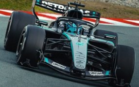 Fórmula 1: Mercedes completa su test en Barcelona con George Russell al frente, seguido por su compañero Kimi Antonelli en los registros