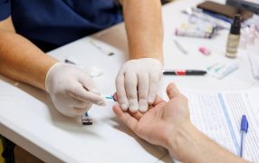 Mes Azul: Promover la salud integral masculina a través de la prevención y los controles periódicos