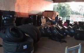 Incautaron 231 neumáticos de contrabando en la localidad misionera de Jardín América, la carga se estima en 35 millones de pesos