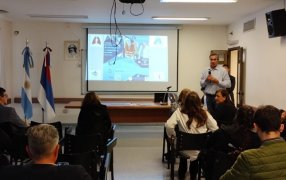 Abordaron la salud ocupacional, ambiental y normativas provinciales para el cuidado de la salud en el Hospital Dr. Ramón Madariaga de Posadas