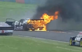 El susto de Gastón Mazzacane en el TC en Buenos Aires: Se incendió su auto y el ex Fórmula 1 salvó su vida de milagro