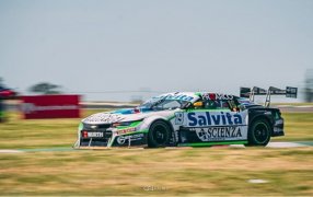 Diego Ciantini a bordo del Chevrolet Camaro de Canning Motorsport ganó en la final de Turismo Carretera en Paraná, que superó los 30 mil espectadores y es candidato