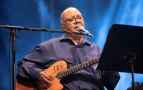 En Madrid a los 77 años, murió el cantautor y guitarrista cubano Pablo Milanés