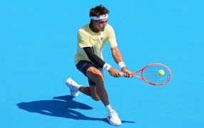 Tenis: Increíble victoria de Francisco Comesaña en el Masters 1000 de Cincinnati, suspensión por lluvia, vómitos y tres match points en contra