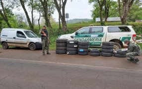 Misiones: Gendarmería Nacional incautó cubiertas de origen extranjero de diferentes marcas y rodados, sin el correspondiente aval aduanero