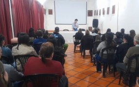 Apóstoles: En el Microcine “Hugo del Carril” se dictó el taller sobre aspectos psicológicos en celiaquía, destinado a pacientes, familiares y estudiantes de enfermería de Instituto San Agustín