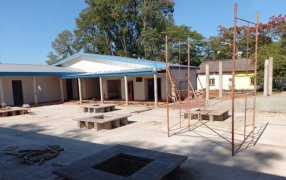 Durante las vacaciones de invierno, el Gobierno Provincial avanza con un plan de refacciones y obras en escuelas misioneras