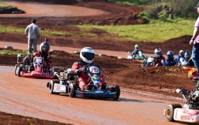 Campeonato Misionero de Karting en Circuitos Terrados: En la ciudad de Apóstoles se corrió la quinta fecha dejó buen espectáculo y campeonatos que comienzan a tener dueños