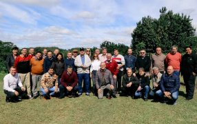 Misiones: El Gobernador e Intendentes se congregaron en la localidad de Caá Yarí para aliniar políticas claves para la provincia