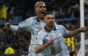 Épica clasificación de Racing Club se impuso 3 a 2 sobre la hora en el global y eliminó a Peñarol de Montevideo