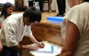 Comunidades indígenas de Misiones recibieron carpetas técnicas de relevamientos territoriales contemplados en la Ley Nacional 26.160