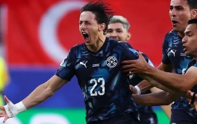 Épico triunfo de Paraguay: Con un golazo de Galarza Fonda, aguantó con uno menos y Turquía quedó matemáticamente eliminada de la Copa del Mundo