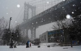 El Alcalde de Nueva York anunció un toque de queda temporal ante la inminente llegada de un una violenta tormenta de nieve