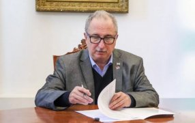 El Gobernador Hugo Passalacqua firmó el Decreto: El Gobierno de Misiones implementará narcotest obligatorios para todo el Gabinete Provincial