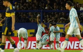 En la Bombonera, Racing Club le ganó 1 a 0 a Boca Juniors y avanzó a la final del Torneo Clausura
