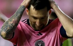 Inter Miami venció 6 a 4 en un partidazo a Philadelphia Union pero encendió las alarmas: Lionel Messi sintió una molestia y pidió el cambio