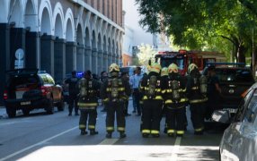 Estalló un paquete con explosivos en la Escuela Superior de Gendarmería Nacional Argentina y hay cuatro agentes heridos
