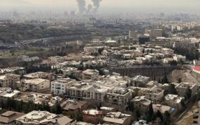 Israel y Estados Unidos lanzaron una ofensiva coordinada contra “objetivos militares” en Irán