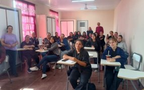 Aulas llenas y movimiento constante en el Campus Universitario de Apóstoles