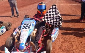 Misionero de Karting: El apostoleño Fabricio Sosa obtuvo su primera victoria en la Junior terminó en lo más alto en el Circuito de la Ciudad de Eldorado