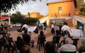 Gran éxito en la primera jornada del Mundial de la Yerba Mate en la ciudad de  Apóstoles