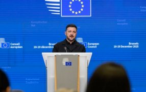 Volodymyr Zelensky planea reunirse con Donald Trump en Florida este domingo para dialogar sobre el plan de paz