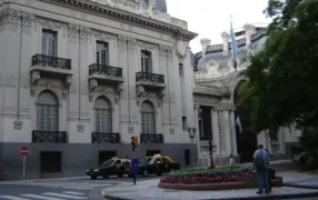 Del anterior Gobierno: Una circular de Cancillería de 2022 podría complicar a los diplomáticos rusos demorados en un control de alcoholemia