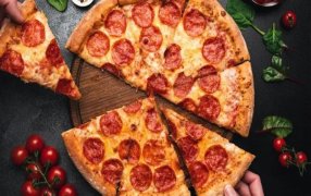 Día de la Pizza: ¿Cuáles son los sabores más raros y dónde probarlos?