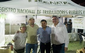 Se realizó la 23ª Fiesta Provincial del Durazno en San Pedro con la participación del RENATRE