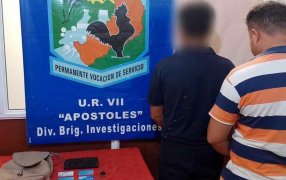 Apóstoles: Sustrajo una mochila a una cajera en un conocido supermercado, pero no se percató de que quedó todo grabado en las cámaras