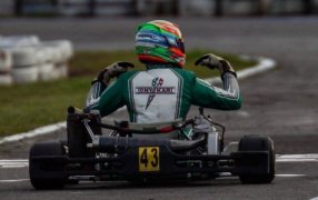 Franco Colapinto giró con un karting en la ciudad de Zárate